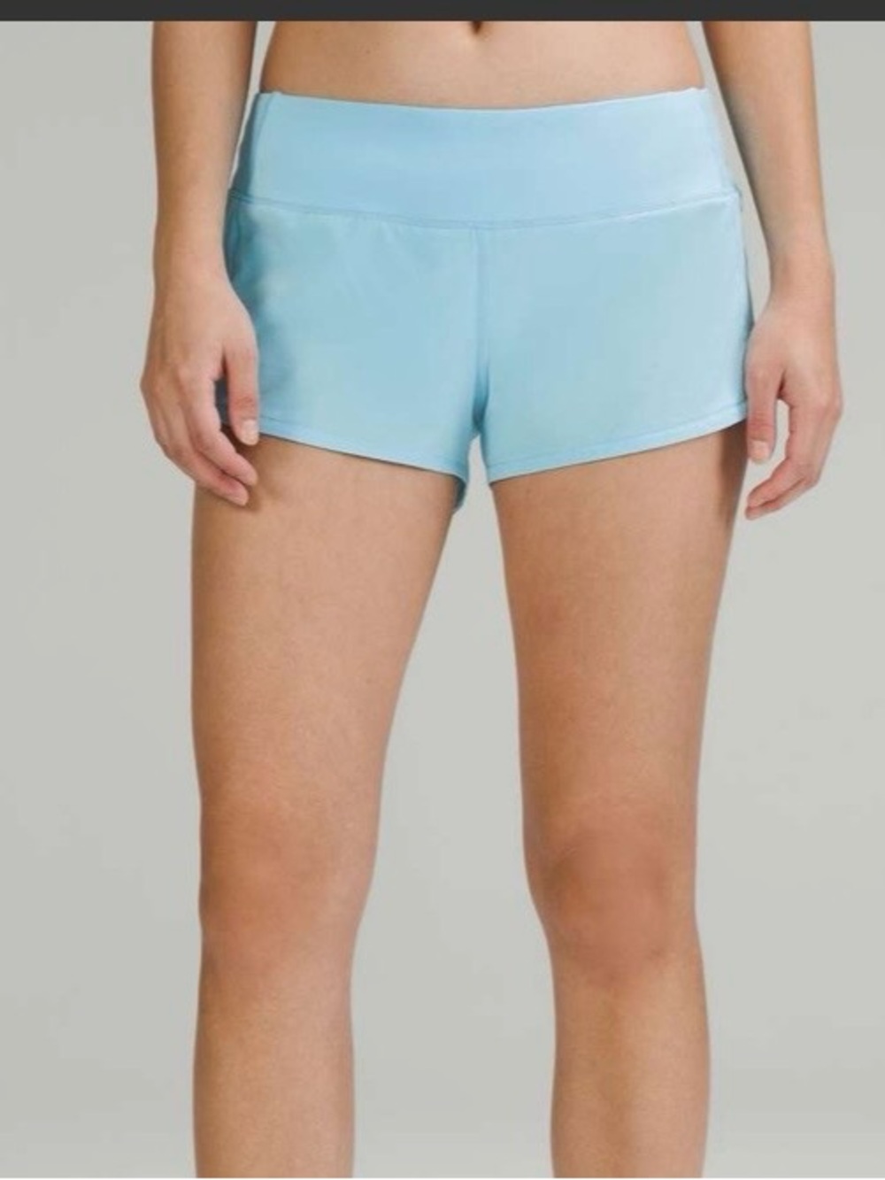 Lululemon Speed Up Light Blue Low Rise Lined Short 2.5 size 12